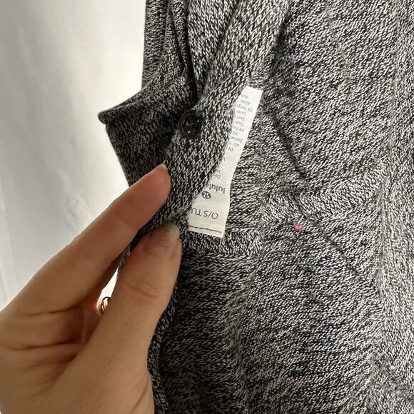 Vintage lululemon cardigan wrap shrug O/S - Picture 4 of 6
